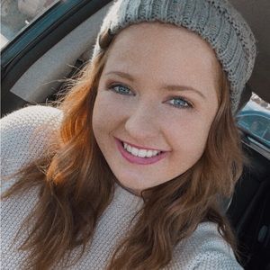 Meet your Posher, Carlee